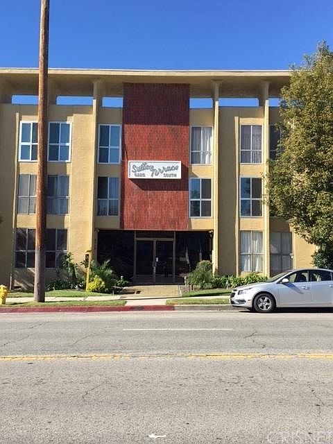 1st image of 6225 Coldwater Canyon Ave Unit 209