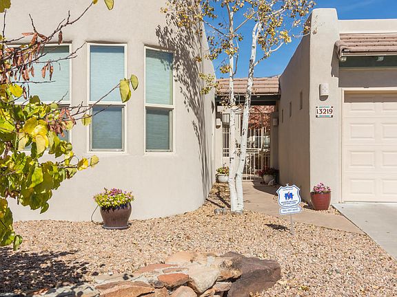 3rd image of 13219 Moondance Pl NE