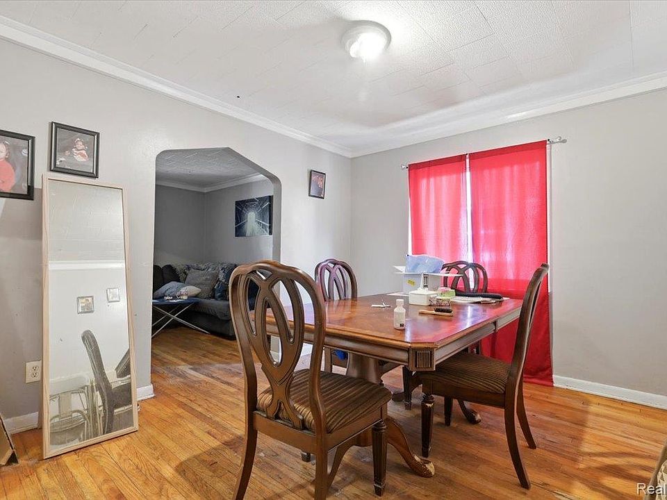17694 Avon Ave, photo 7