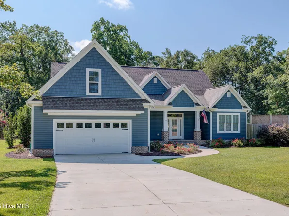 15 W Waverly Drive, Burgaw, NC 28425