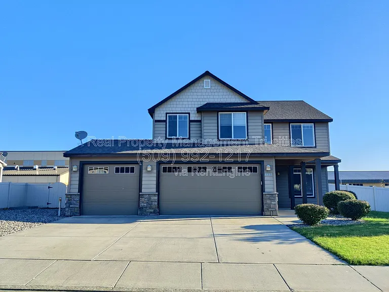 1642 Manchester St — Photo 1