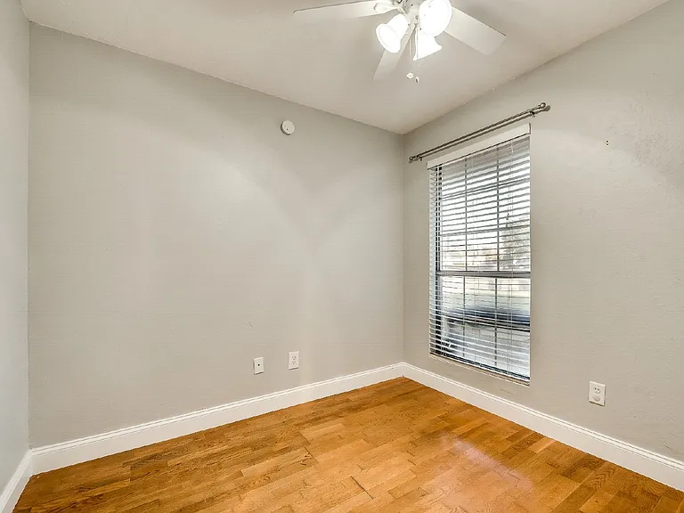 3728 Staghorn Cir S — Photo 8