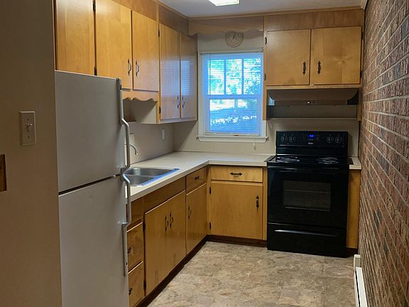 5th image of 827 N Justice St APT 7