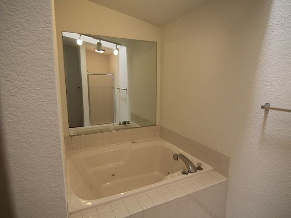 2nd image of 2114-2210 Meadowland Dr #2124-204
