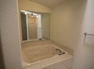 2114-2210 Meadowland Dr #2114-104, Sheboygan, WI 53081