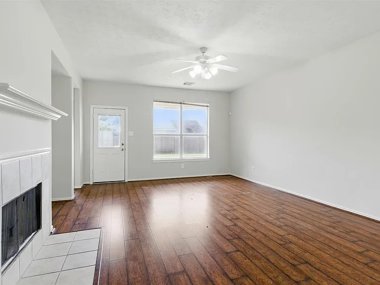 4827 Claymill Ct — Photo 15