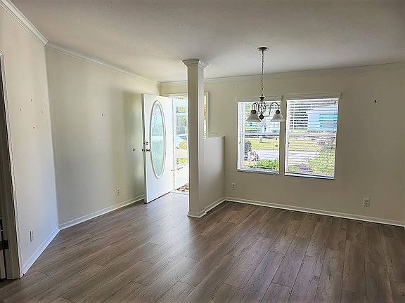 2nd image of Ashbury Ln