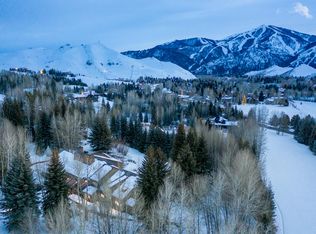 204 Big Wells Rd, Sun Valley, ID 83353