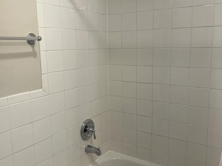 2318 Glendale Ter #1A — Photo 16