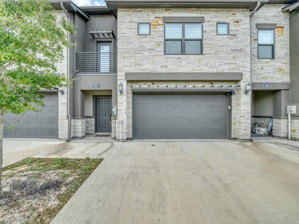528 Hayes Ln, College Station, TX 77845