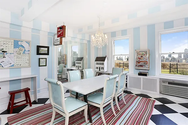 Sold by Corcoran | media 4