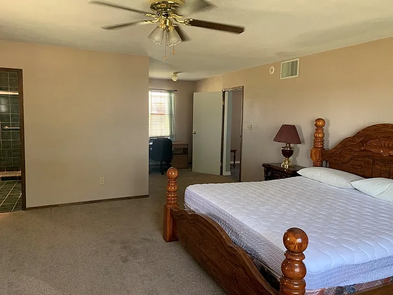 984 E Schirra Dr — Photo 12