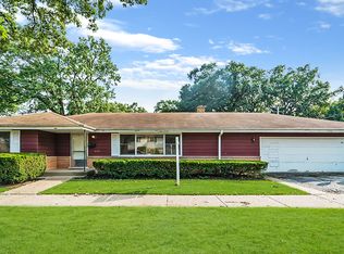 642 Parkwood Ave, Park Ridge, IL 60068