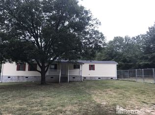 300 Tall Pines Rd, Fountain Inn, SC 29644