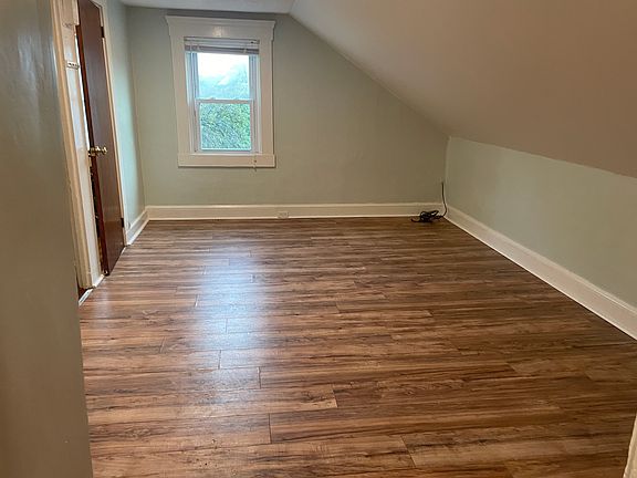3rd image of 40 Duke St Floor 2