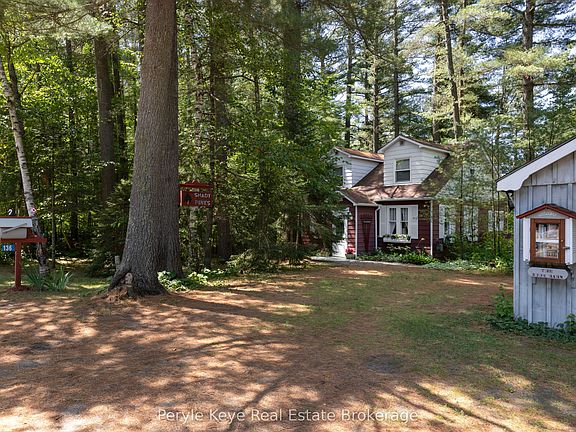 3rd image of 136 Deer Lake Rd