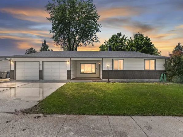 5715 W Winfield Ct, Boise, ID 83703