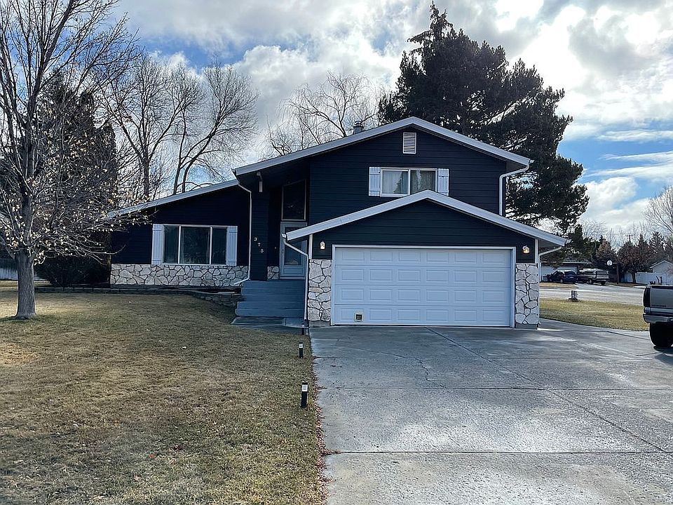 1st image of 375 Montcliffe Dr