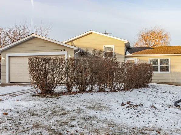 427 Brittany Ln, Lindenhurst, IL 60046