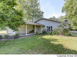 6937 Mechanicsburg Rd, Springfield, IL 62712