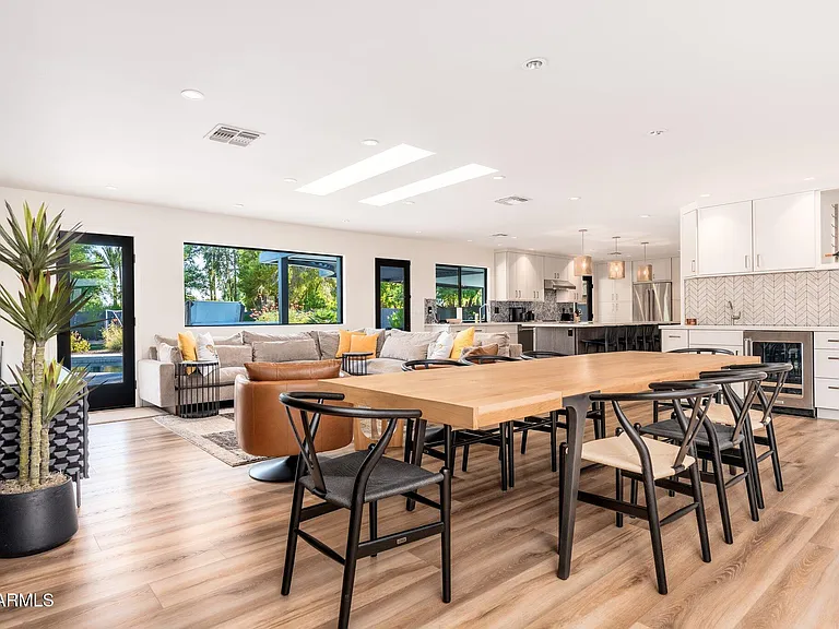 6025 E Charter Oak Rd — Photo 10