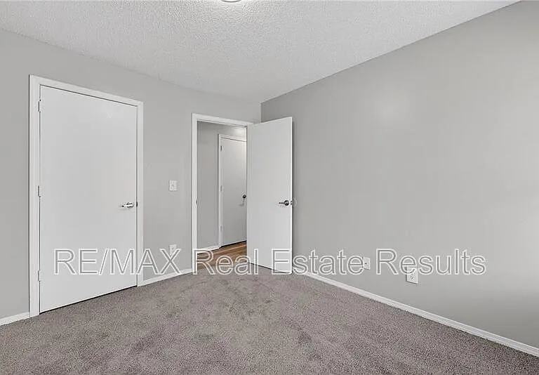 4418 W Acoma St — Photo 14