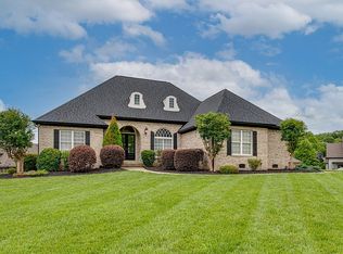 10135 Meadowstone Dr, Apison, TN 37302