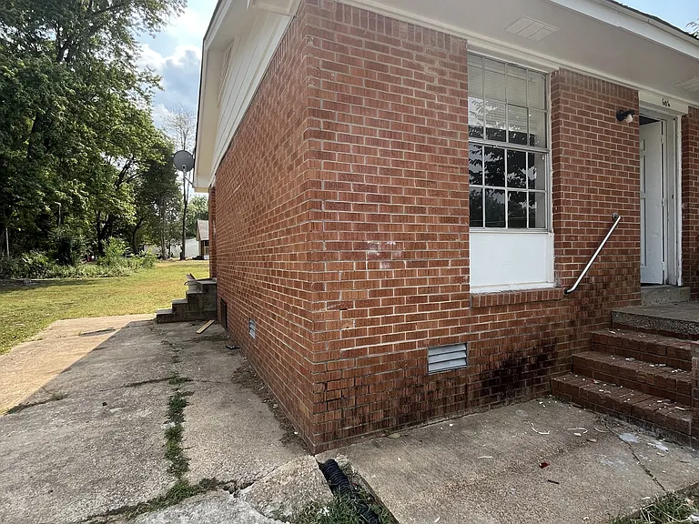 606 Austin St #1 — Photo 1