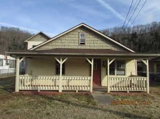 213 S Clay Ave, West Van Lear, KY 41268