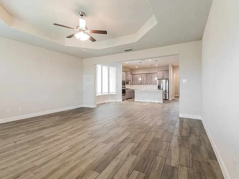 1121 Knightsbridge Rd — Photo 5
