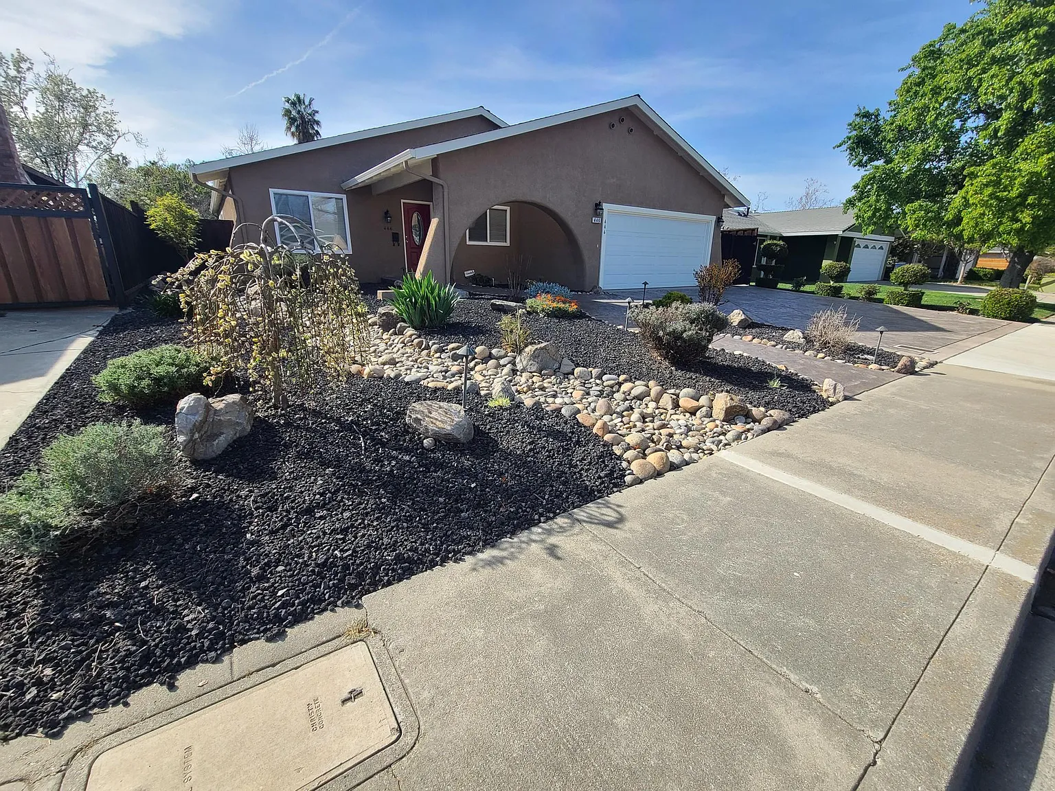 446 Oriole Ave photo 1