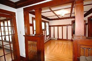 4th image of 207 Eagle Rock Ave