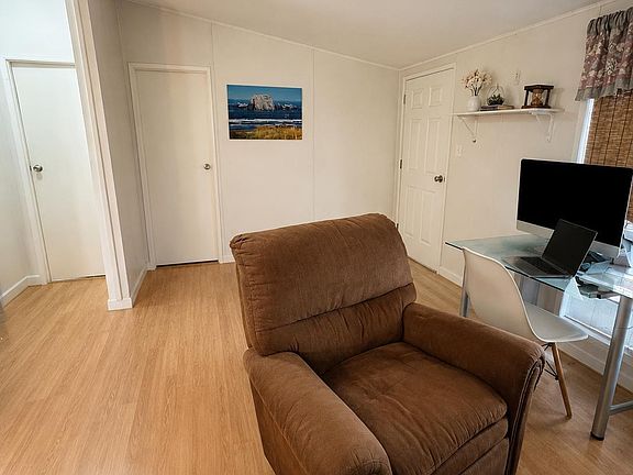 4th image of 13606 Barrett Rd #W