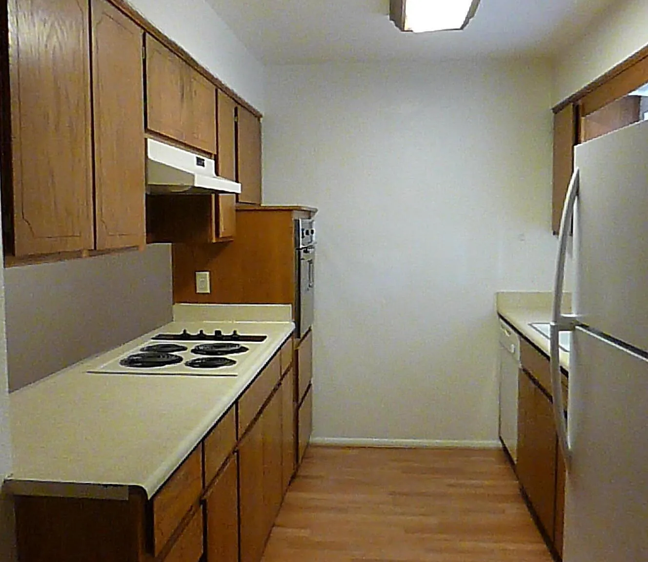 4 bed, 2.0 bath, 2188 sqft, $1,945 — Photo 2