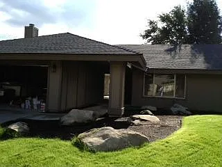 1650 Gibson Ave photo 1