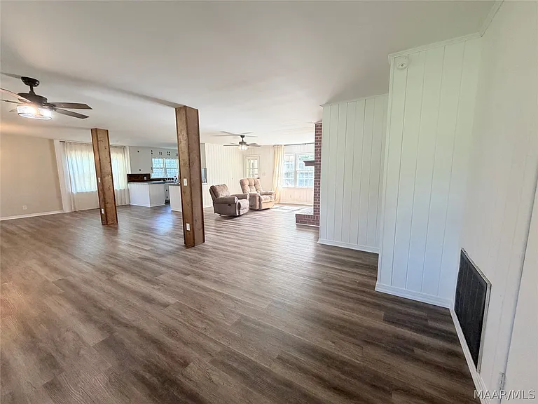 4871 Titus Rd — Photo 3