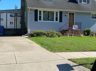 109 Victor Ave, Cherry Hill, NJ 08002