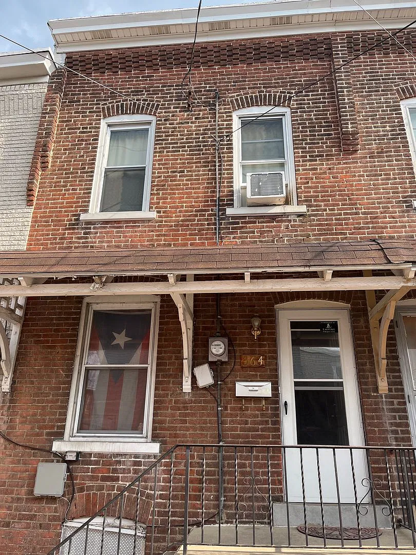 Spacious Allentown 2 bedroom — Photo 2