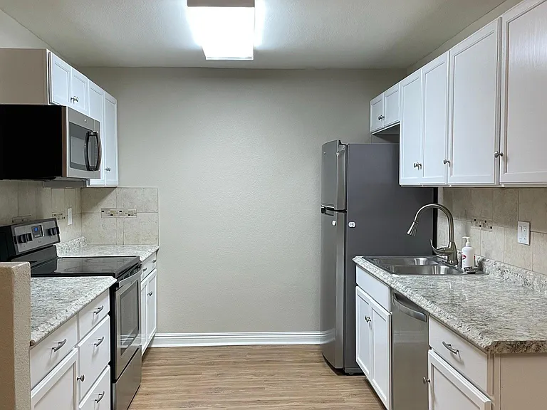 5141 Lindell Rd #102 — Photo 6