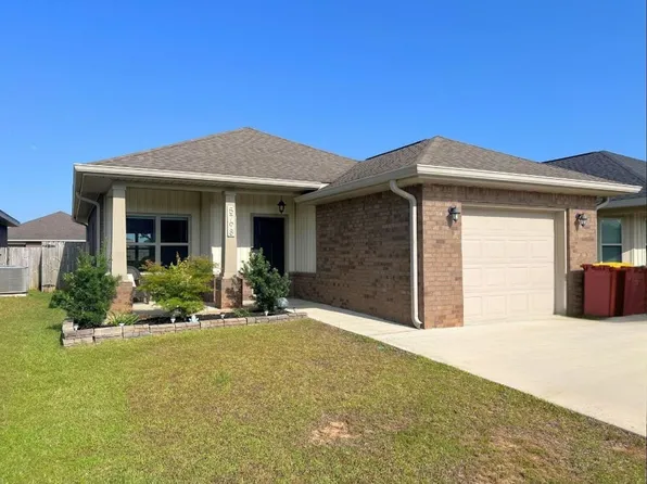 5798 Corkscrew Ct, Pace, FL 32571