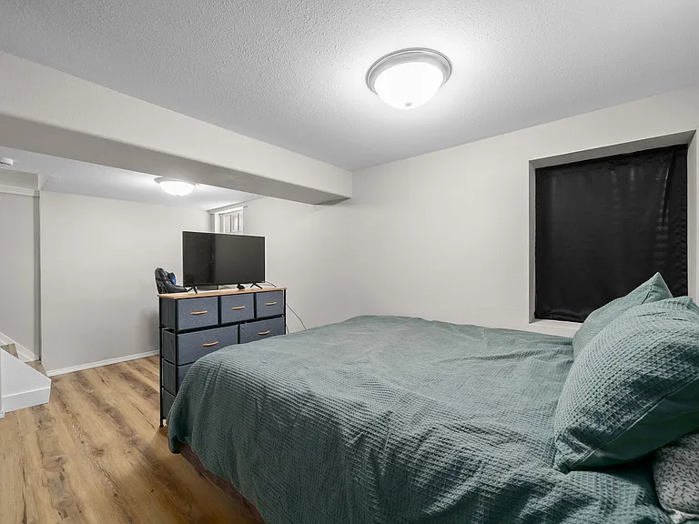 324 S Omaha Ave — Photo 10