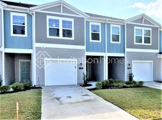 578 Cherry Ridge Dr, Orange Park, FL 32065