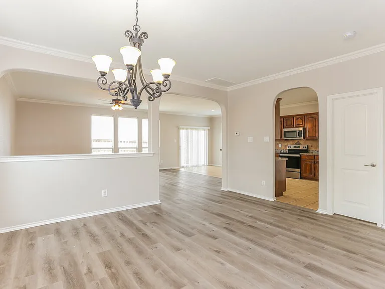 1032 Sunderland Ln — Photo 11