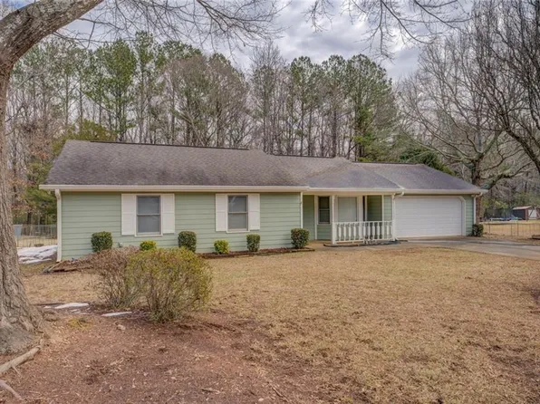 30 Oakbrook Ct, Covington, GA 30016