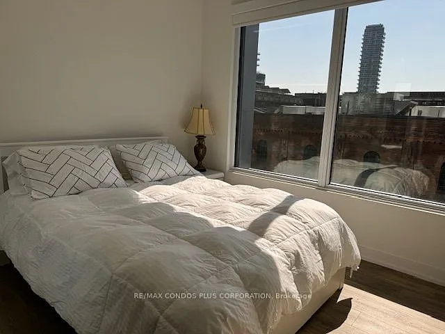 158 Front St E #403 — Photo 22