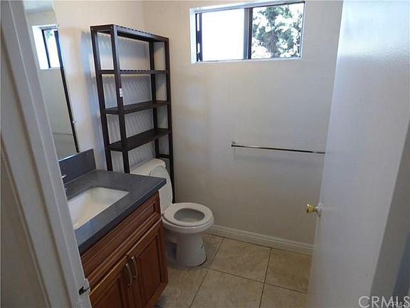 5th image of 501 Pomelo Ave Unit F