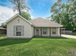12163 Oakline Acres Rd, Saint Amant, LA 70774