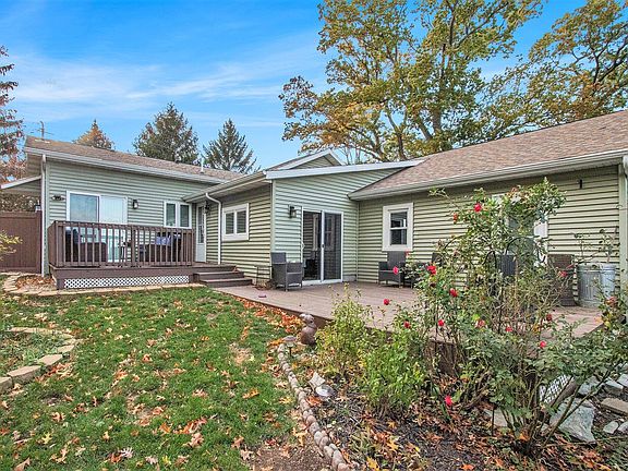4th image of 33766 Forest Beach Dr