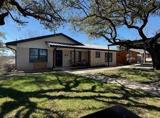 1202 Nix Rd, Lampasas, TX 76550