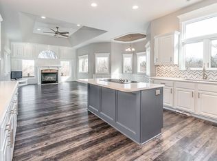 1724 E Tiara Pines St, Derby, KS 67037